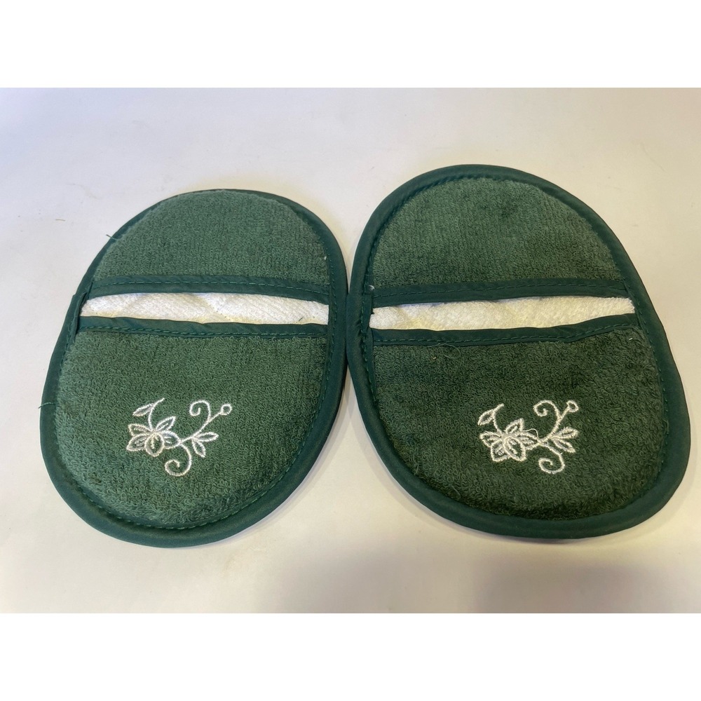 2 Temptations Kitchen Oval Oven Mitts Pot Holders